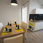 Apartament Sunny Garden