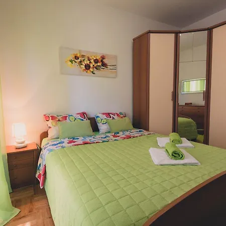 Appartement Sunny Garden Brodarica (Sibenik-Knin)