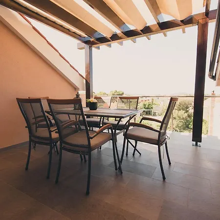 Sunny Garden * Brodarica (Sibenik-Knin)