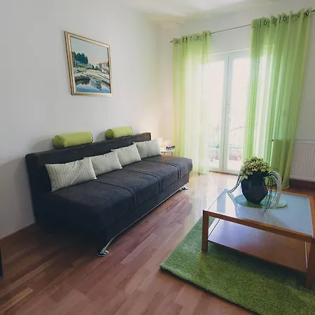 Apartment Sunny Garden *