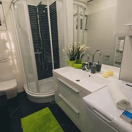 Sunny Garden * Brodarica (Sibenik-Knin)