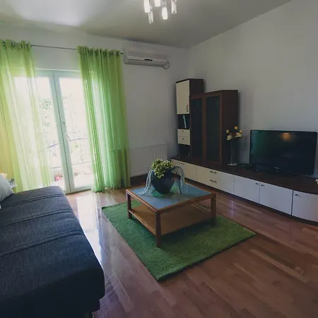 Apartament Sunny Garden