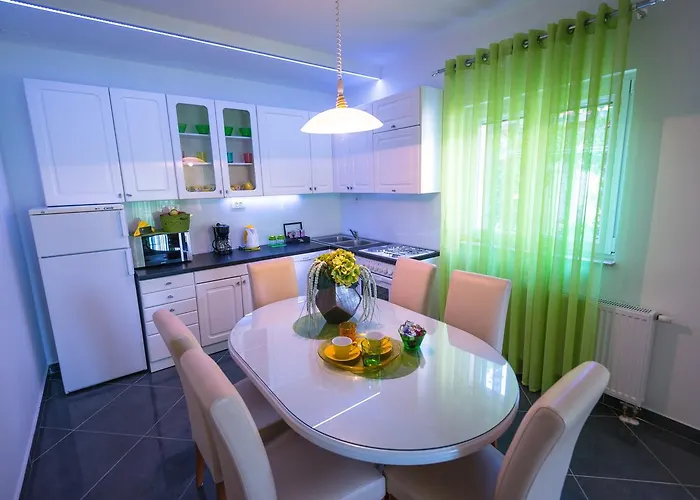 Apartament Sunny Garden